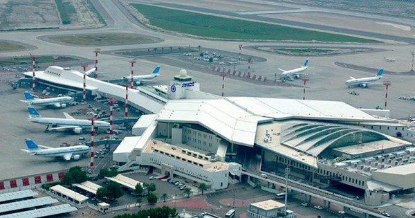 Kuwait International Airport by Foster + Partners Kuwait, Foster partners, Inter